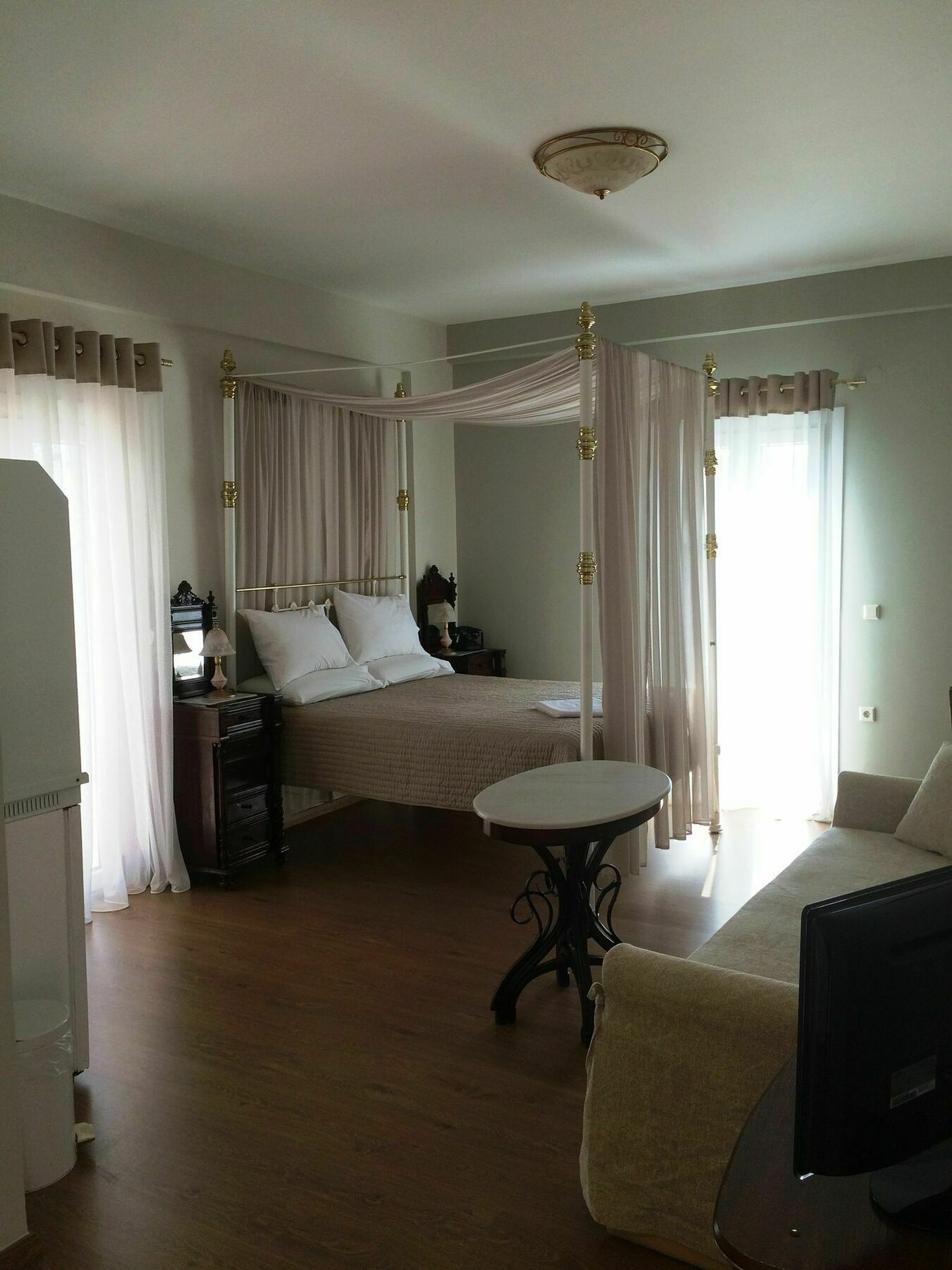 Emilia Luxury Apartments Mégas Yialós-Nítes エクステリア 写真